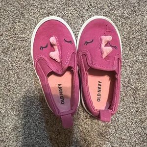 Pink Old Navy dragon sneakers size 5. Worn but in great condition